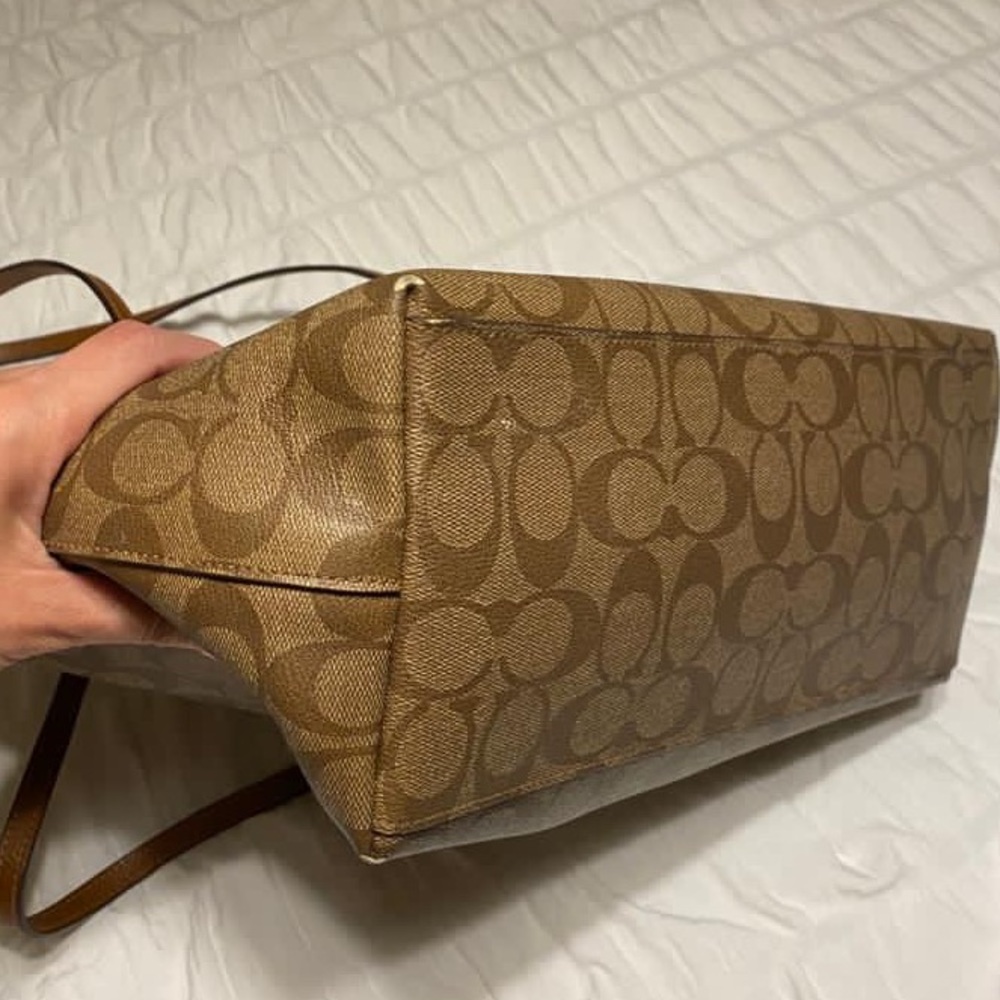 COACH 👜 - Picture 8 of 13